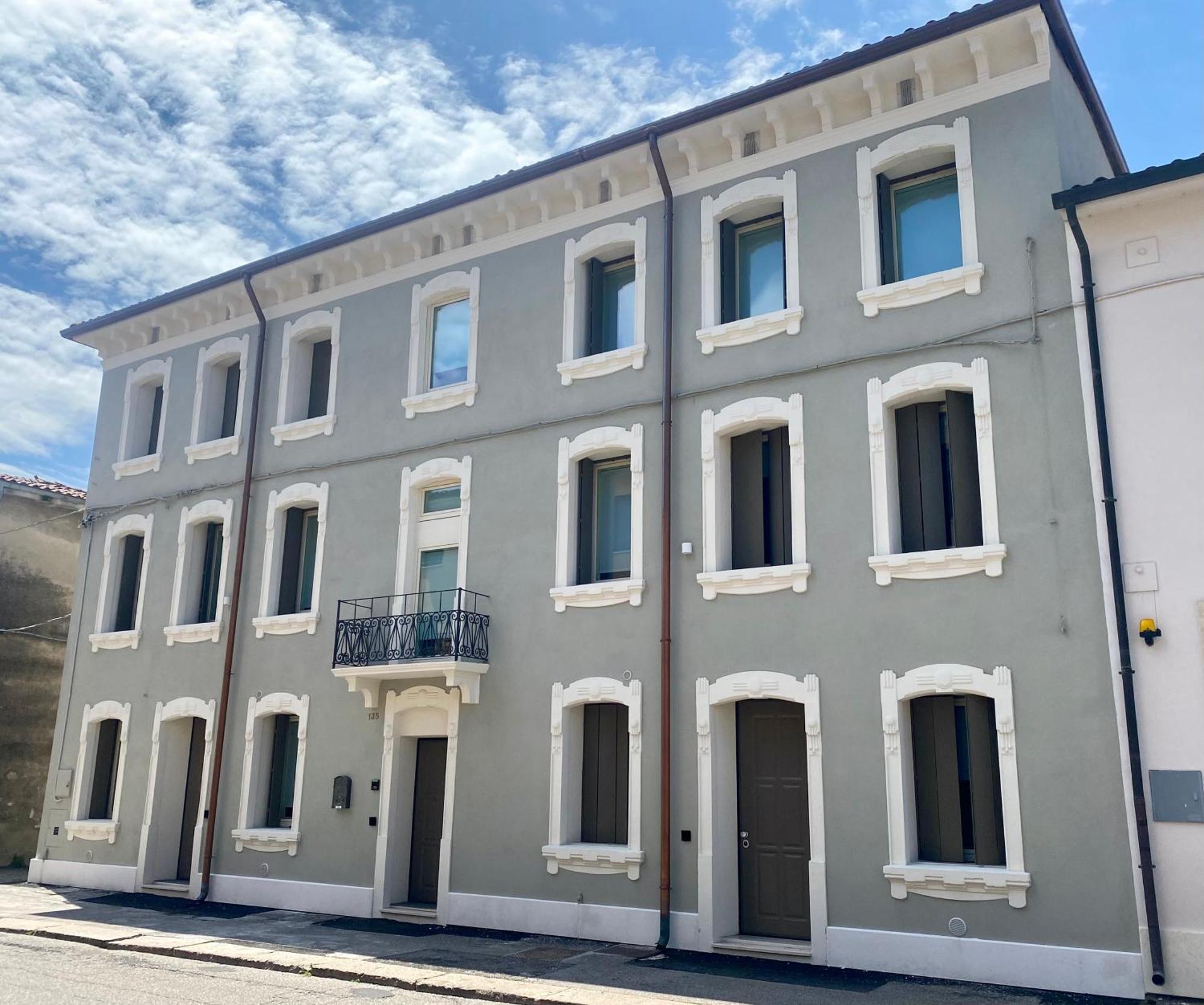 Star Soave Rooms - Locazione Turistica ภายนอก รูปภาพ